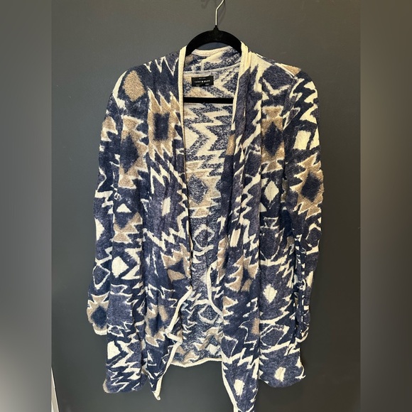 Lucky Brand | Blue and Cream Aztec Patterned Cardigan | Boho Sweater | Large - Picture 1 of 4